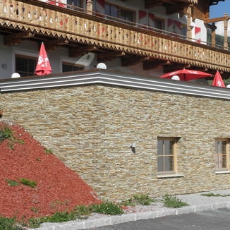 Laja Pizarra Marron Primavera